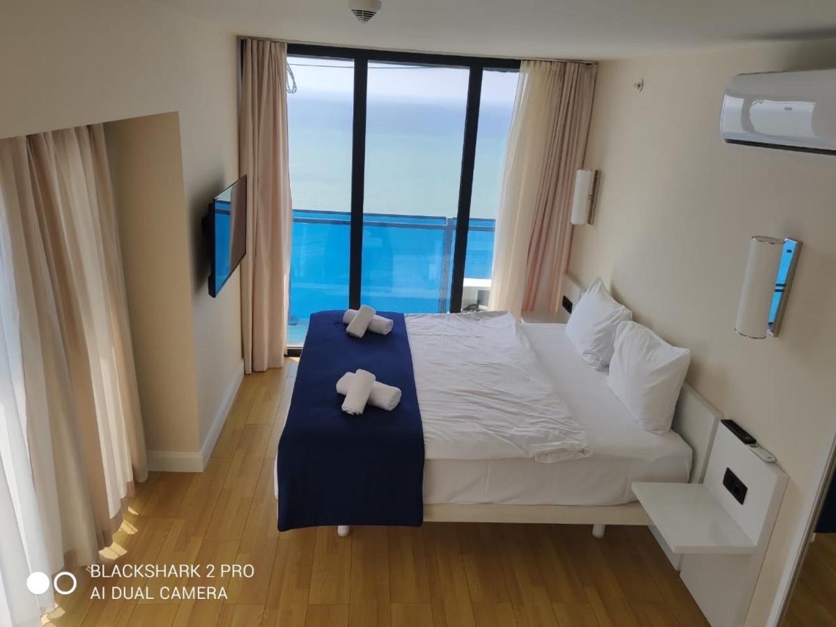 Batumi Orbi City Wonderful Sea View ภายนอก รูปภาพ