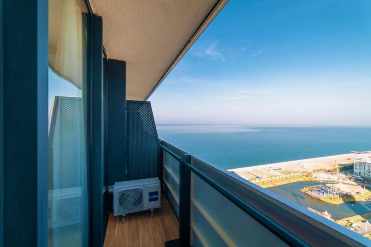 Batumi Orbi City Wonderful Sea View ภายนอก รูปภาพ