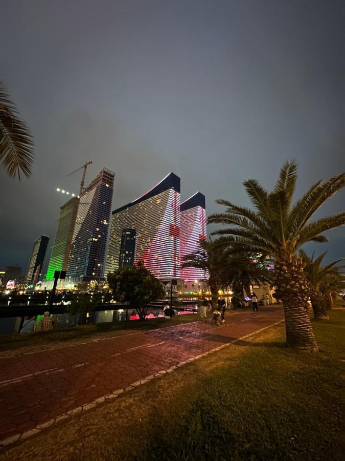 Batumi Orbi City Wonderful Sea View ภายนอก รูปภาพ